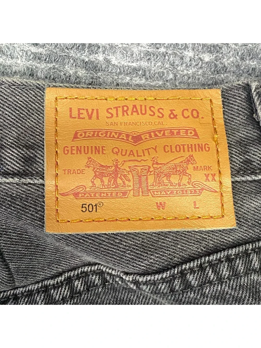 Levi's 501 Button Fly Jeans Mens 28x29 Black Fade Denim Straight Leg Premium